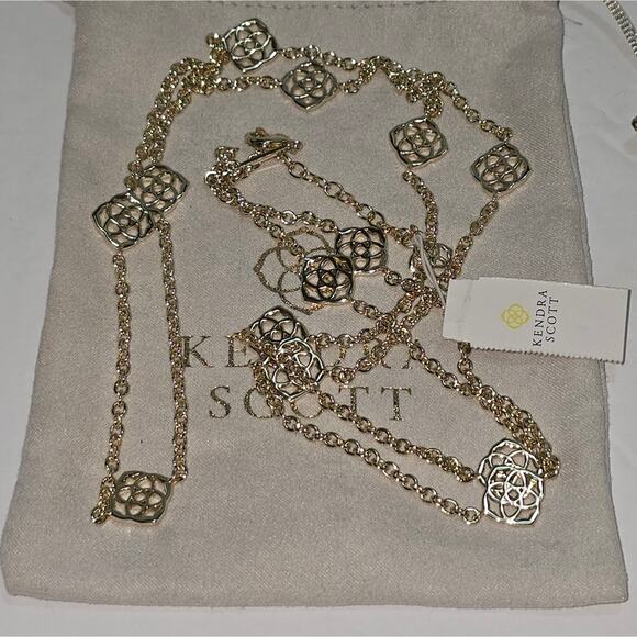 Kendra Scott Devalyn Long Station Necklace Logo Medallion Gold Plated New - Picture 1 of 8